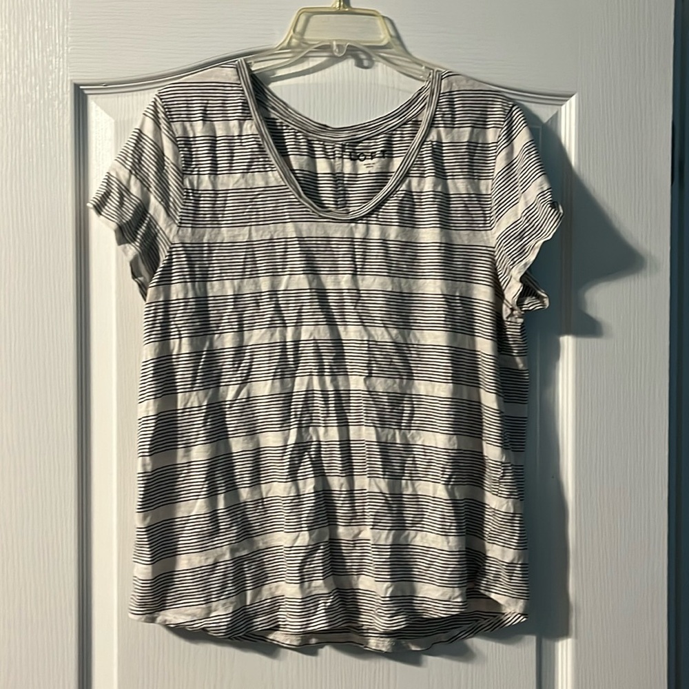 Loft tshirt